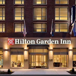 Hilton Garden Times Square South 3* New York